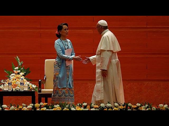 El papa Francisco evita decir «rohinyá» en su primer discurso en Myanmar