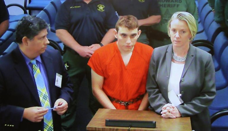 El FBI admite que sabía desde enero de las intenciones de Nikolas Cruz