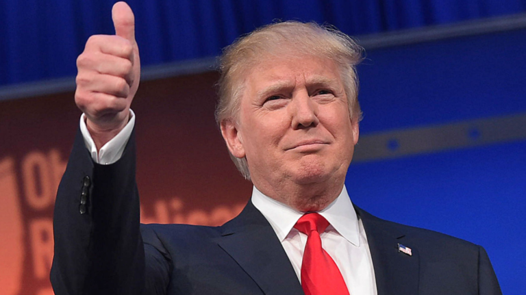 Los Dioses con Trump