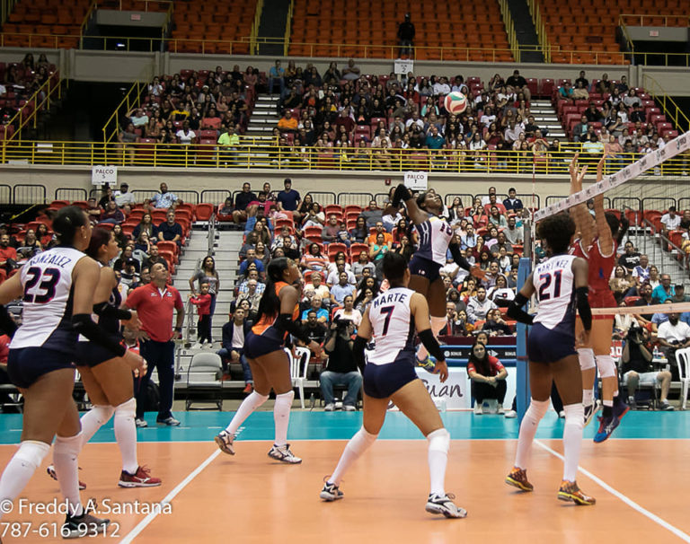 República Dominicana vence a Puerto Rico en inicio Serie del Caribe de Voleibol