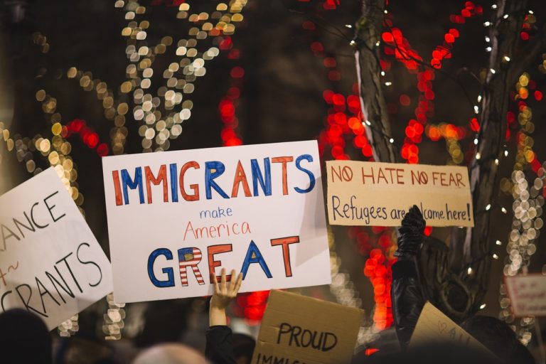 Indocumentados y activistas, en alerta ante redadas antiinmigrantes en EE.UU.