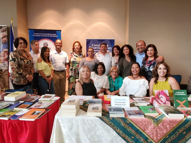 Escritores dominicanos presentes en 1ra Feria de Libros del Museo de Arte de PR