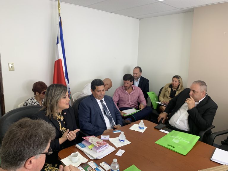 Oficina Comercial del Consulado Dominicano en Puerto Rico realizó reunión con importadores de PR